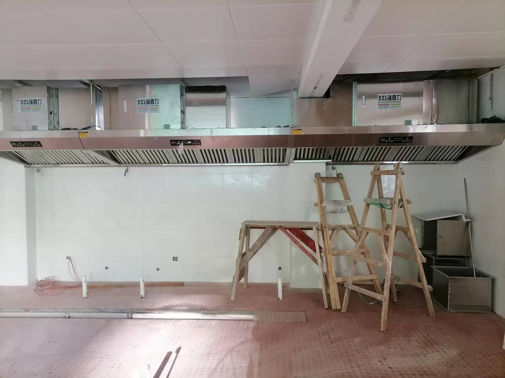 静电式EVO视讯净化器是餐饮店新的选择，其净化原理是怎么样的？